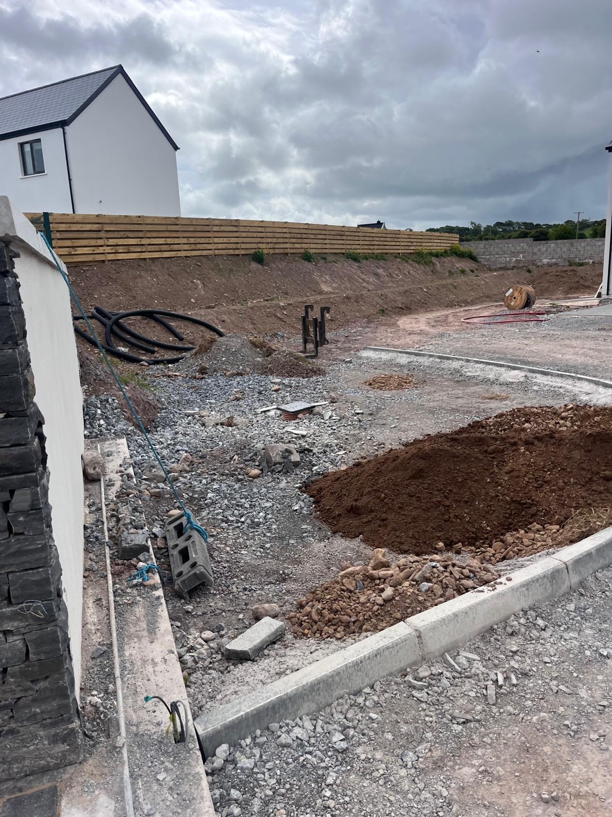 Levelling beside the sleeper wall
